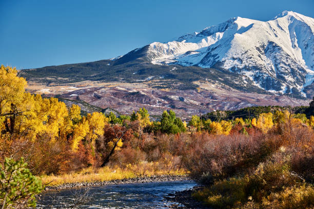 istock Mount Sopris autumn landscape in Colorado 1007990582