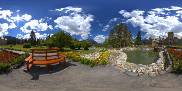 istock Cascade Mountain in Banff National Park, Canada 1008114012