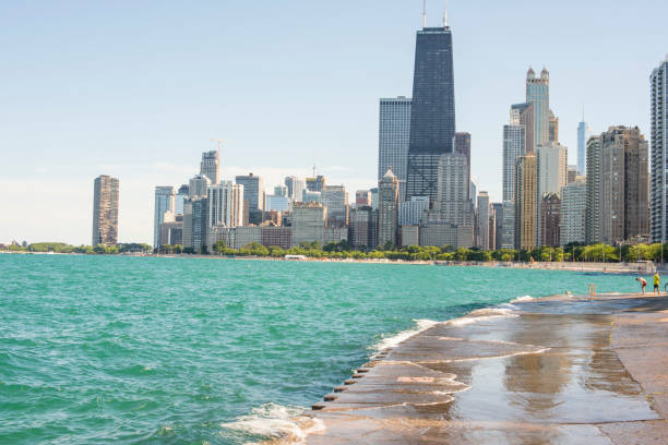 istock Summer along Chicago's waterfront with city skyline 1008183786
