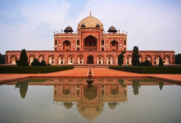 istock Humayun's Tomb 1008218144