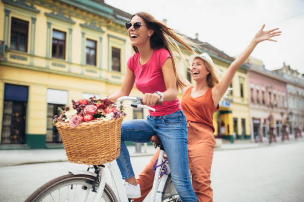 istock Friends enjoying their bike ride 1008271318