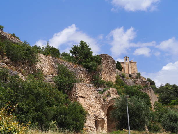 istock Church on top of a hill 1008297486