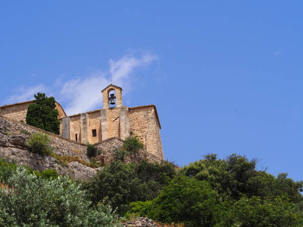 istock Church on top of a hill 1008301828