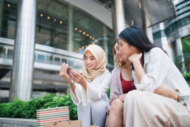 istock What We Missed On Social Media? 1008320534