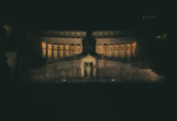 Il Vittoriano in Roma by night