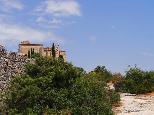 istock Church on top of a hill 1008433062