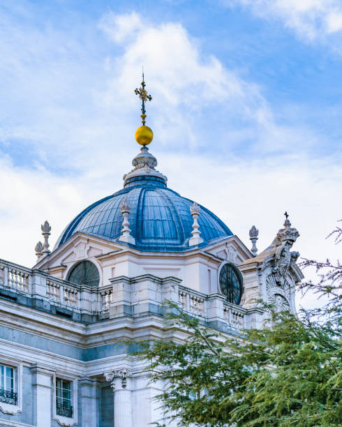 istock Santa Maria la Real de la Almudena Cathedral 1008461580