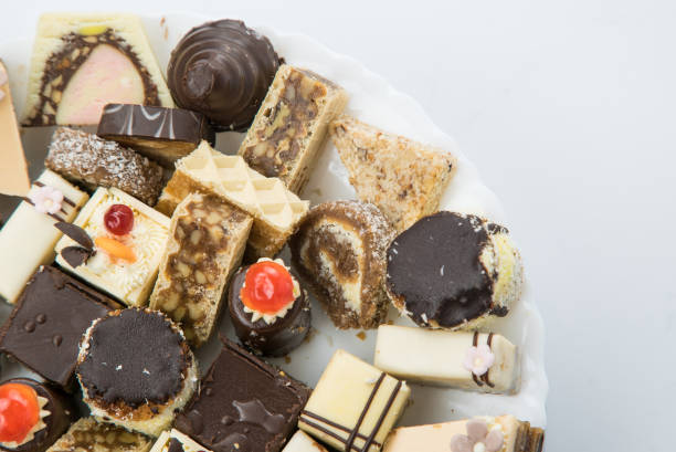 istock Sweets, cookies and confectioneries 1008470246