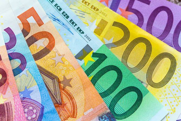 유로 지폐 - five euro banknote european union currency number 5 paper currency 뉴스 사진 이미지