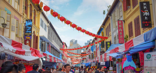 シンガポール中華街や旅行で中国の新しい年は、traviling (ed) をお楽しみください。 - temple singapore city singapore buddhism ストックフォトと画像