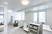wand-der-wohnung-reparatur-reparatur-renovierung-haus-renovierung-umbau-immobilien.jpg?b=1&s=170x170&k=20&c=9yVfbOhd_kZtByGXeizS1zJtz6inweGdV3bbyPxwSmc=