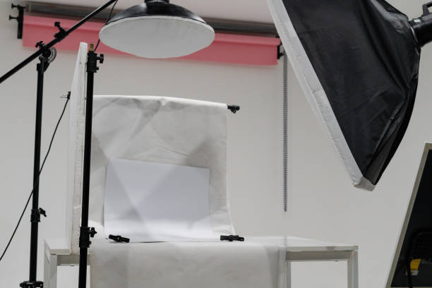 istock Product photo studio setup with lighting equipment 1008819408