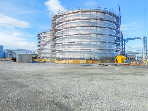 Manufacturing and installation works of two storage tanks in plant.