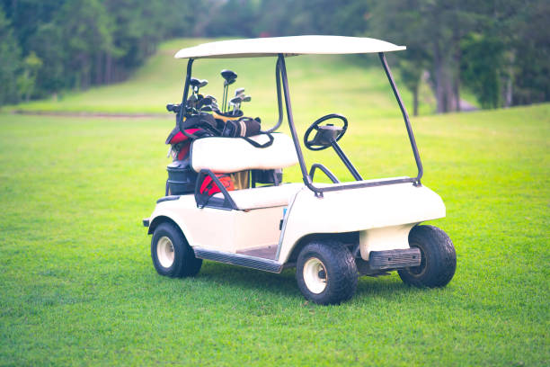 istock Golf cart on golf course is beautiful fairway and layout 1008834700