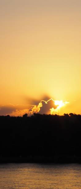 istock Sunset over Avignon, France 1008840226