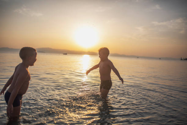 istock Sunrise by the sea 1008857054