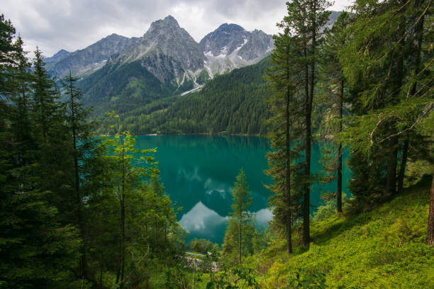 istock Wonderful view of Anterselva lake 1008879142