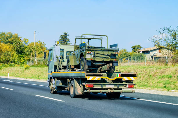 istock Car carrier truck in road 1008949424