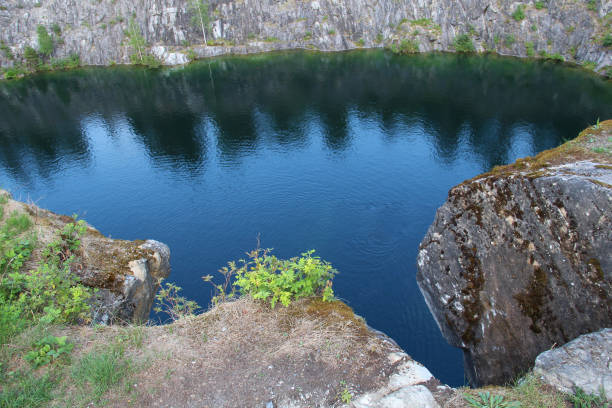 istock Lake with marble walls 1008949816