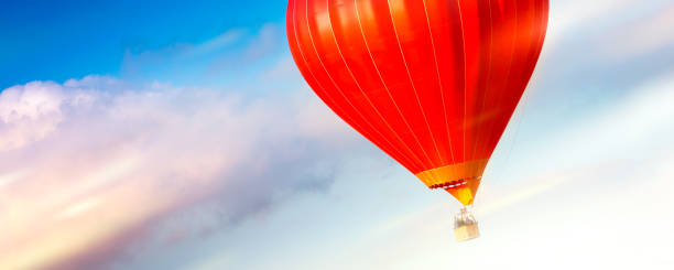 istock Beautiful balloon in the sky 1008961042
