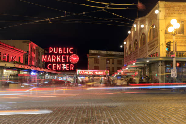 tablica szyldu rynku publicznego - pike place market market seattle tourist zdjęcia i obrazy z banku zdjęć