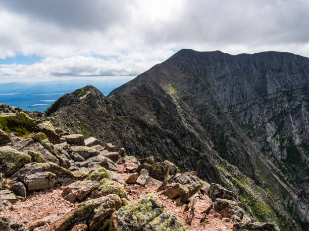 Mountain Ridge, Summit View, Baxter Peak and Knife's Edge, Katahdin, Maine A view of the rocky ridge known as the Knife's Edge on Katahdin in Baxter State Park in Maine. mauer park stock pictures, royalty-free photos & images