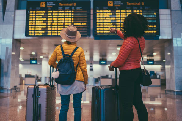 巴賽隆納國際機場的朋友 - 乘客 圖片 個照片及圖片檔