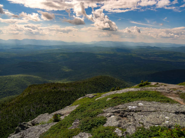 istock Mountain Summit View, Mountain Range and Surrounding Valley, Mahoosuc Range, Maine 1009031792