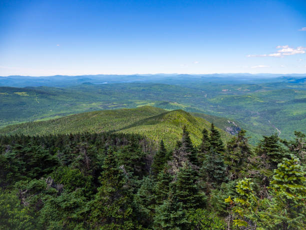 istock Mountain Summit View, Mountain Range and Surrounding Valley, Mahoosuc Range, Maine 1009039204