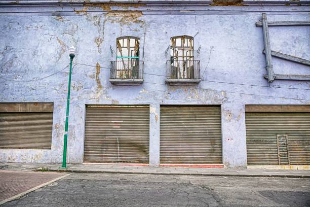 istock Puebla Unused Building 00 1009093182