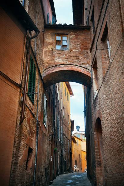 istock Siena street archway 1009267134