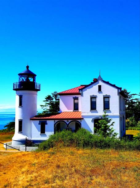 istock Admiralty Head Lighthouse on Whidbey Island, WA 1009387434
