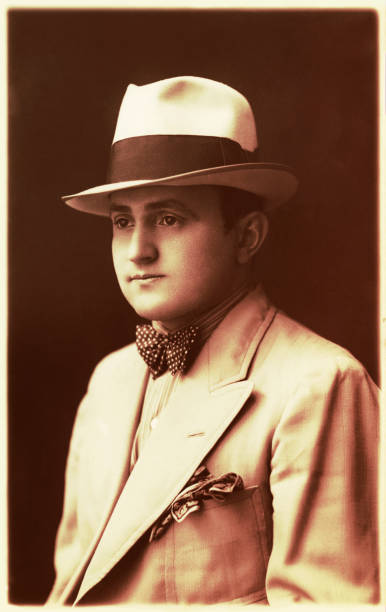 istock Vintage man portrait with hat 1009457398