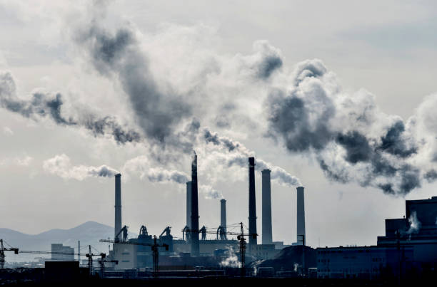 발전소에서 연기 - global warming power station smoke stack coal 뉴스 사진 이미지