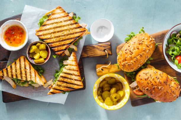 istock Grilled sandwich with nuggets Various snacks Outdoor food concept 1009541700