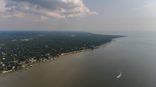 istock The Eastern shore of Mobile Bay, Alabama 1009647736