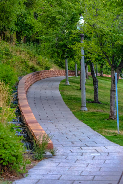 istock Arched looking walkway in Salt Lake City 1009667596