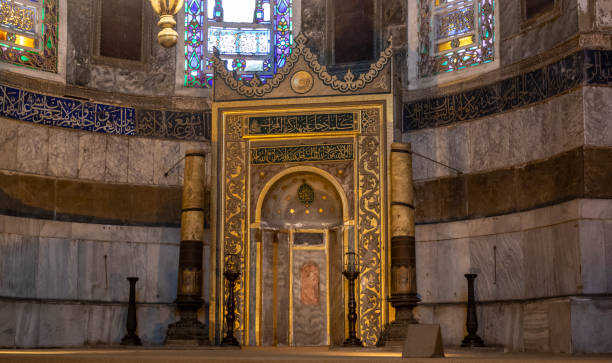 istock Interior of the Hagia Sofia (Aya Sophia) in Istanbul, Turkey 1009676918