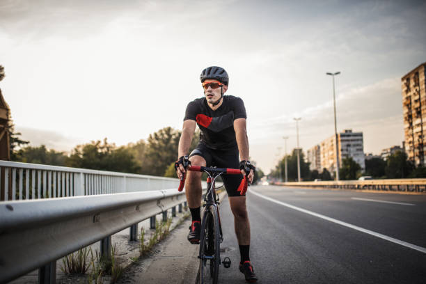 istock Professional cyclist in city 1009730418