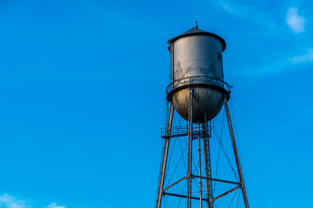 istock Round Rock Water Tower sunny afternoon in small town Texas 1009730426