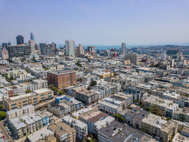 istock Aerial view of San Francisco Skyline 1009787168