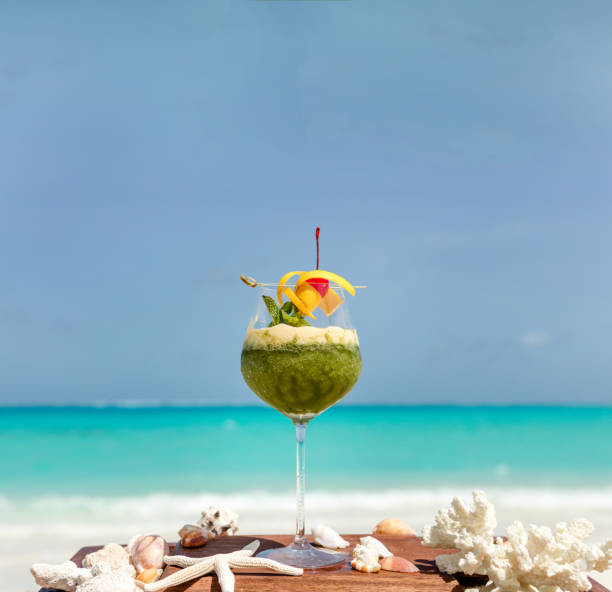istock Refreshing Tropical Cocktails Drinks Close-Up by the beach 1009824978