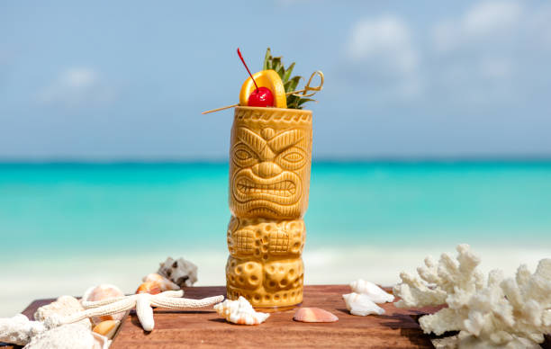 istock Refreshing Tropical Cocktails Drinks Close-Up by the beach 1009825308