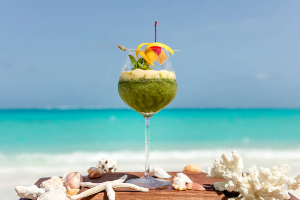 istock Refreshing Tropical Cocktails Drinks Close-Up by the beach 1009827658