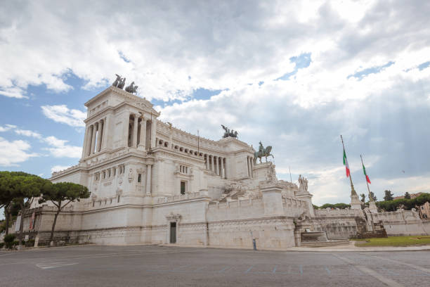 istock Victorian or Altar of the Fatherland 1009899506