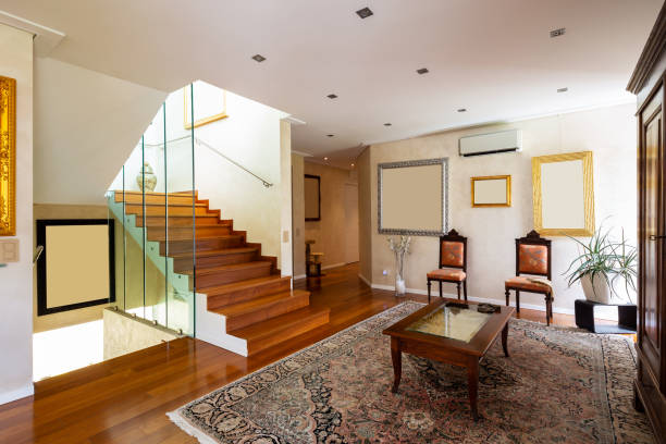 istock Entry with stairs and glass, parquet 1009910702