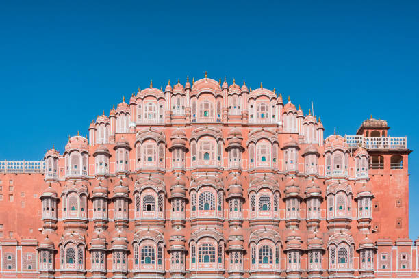 istock Front view of Hawa Mahal 1009937264