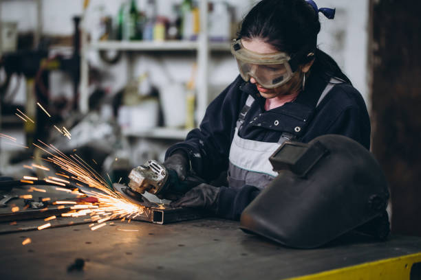 istock Strong woman on hard job 1010007284