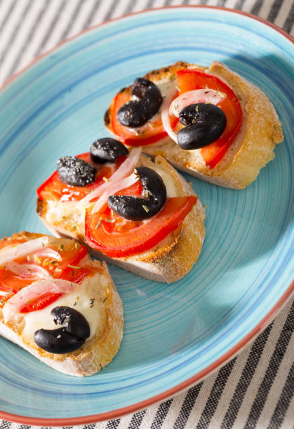 istock Hot sandwiches with cheese 1010014386