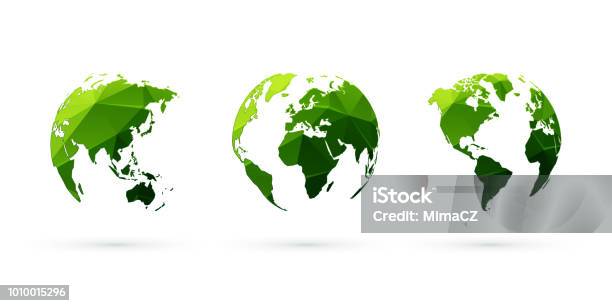 Globi Geometrici Verdi Vettore Impostare Mondo Pianeta Terra - Immagini vettoriali stock e altre immagini di Globo terrestre